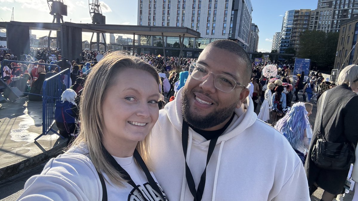 MCFixer's tweet image. It’s been a long weekend, but a huge thank you to @Ubisoft_UK for having me at @MCMComicCon x @EGX this weekend! 

I never take for granted the incredible people I get to meet through this job truly grateful.

Should we go to Birmingham?