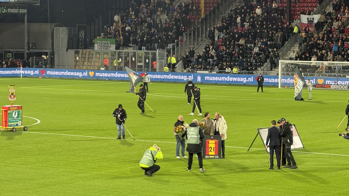 Enric Llansana neemt afscheid bij Go Ahead Eagles. De middenvelder won met de club afgelopen seizoen de KNVB-beker en verkaste na naar Anderlecht #excelsior #gaeexc