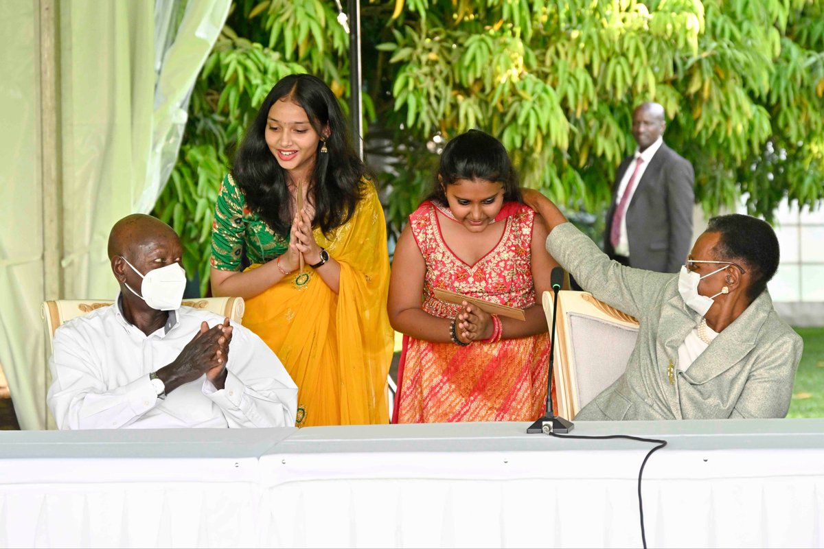 Maama Janet and I hosted our Indian brothers and sisters at State House Entebbe to celebrate Diwali 2025. We congratulate the Indian community in Uganda on this joyful occasion. I am glad that when we called them back after Amin’s mistakes, they returned and trusted Uganda again.