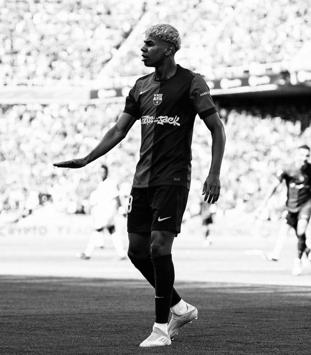 It’s funny seeing people saying Lamine Yamal should talk less next time. That's a clear sign that those people don't understand the mentality of an ultimate competitor and a true menace.

It's easy to talk when you are ahead. It's easy to talk when your enemy is down and the game