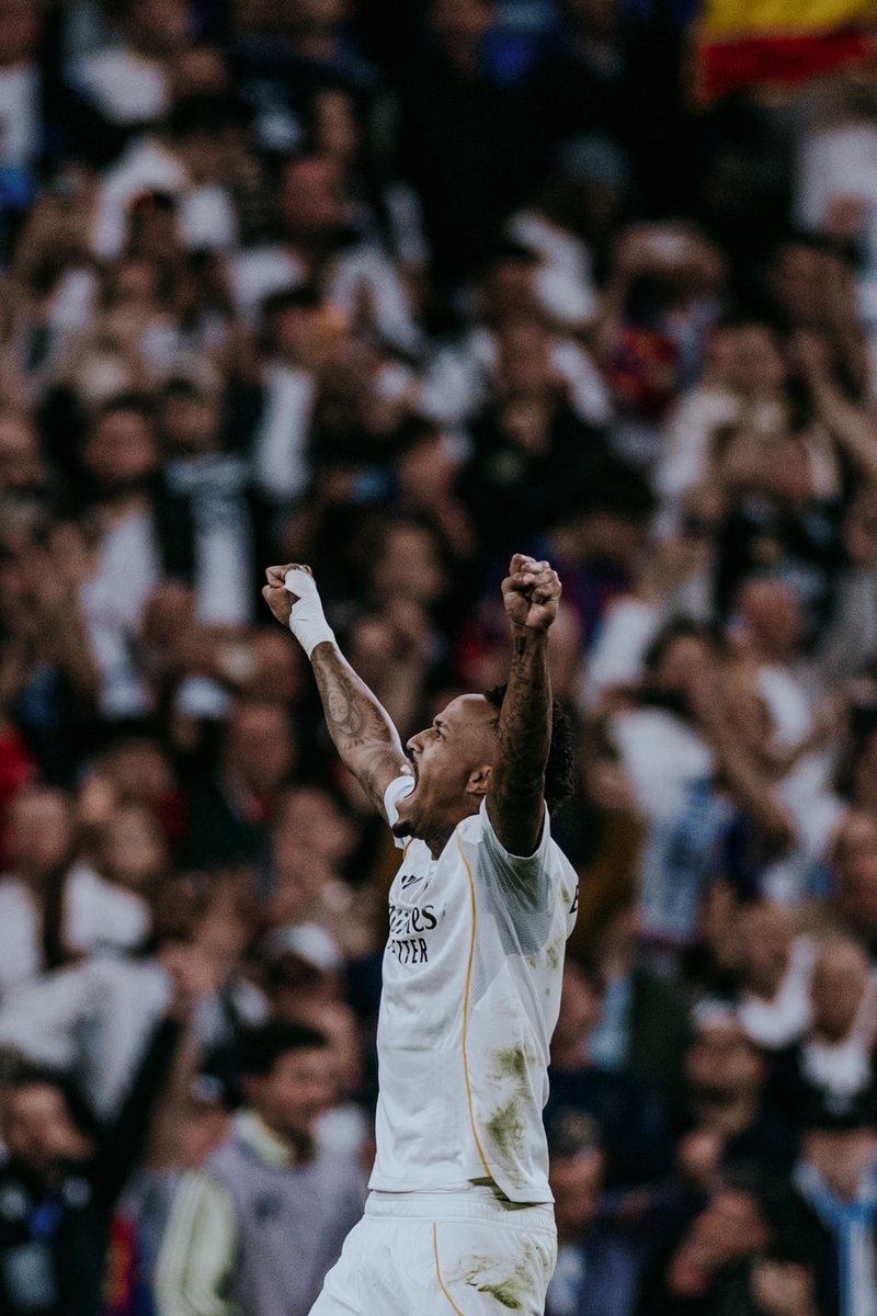 This guy really suffered back to back ACL injuries, came back strong from both of them &amp; is now performing at this unbelievable level.

A huge appreciation post for Eder Militão. What an absolute WARRIOR. 👑