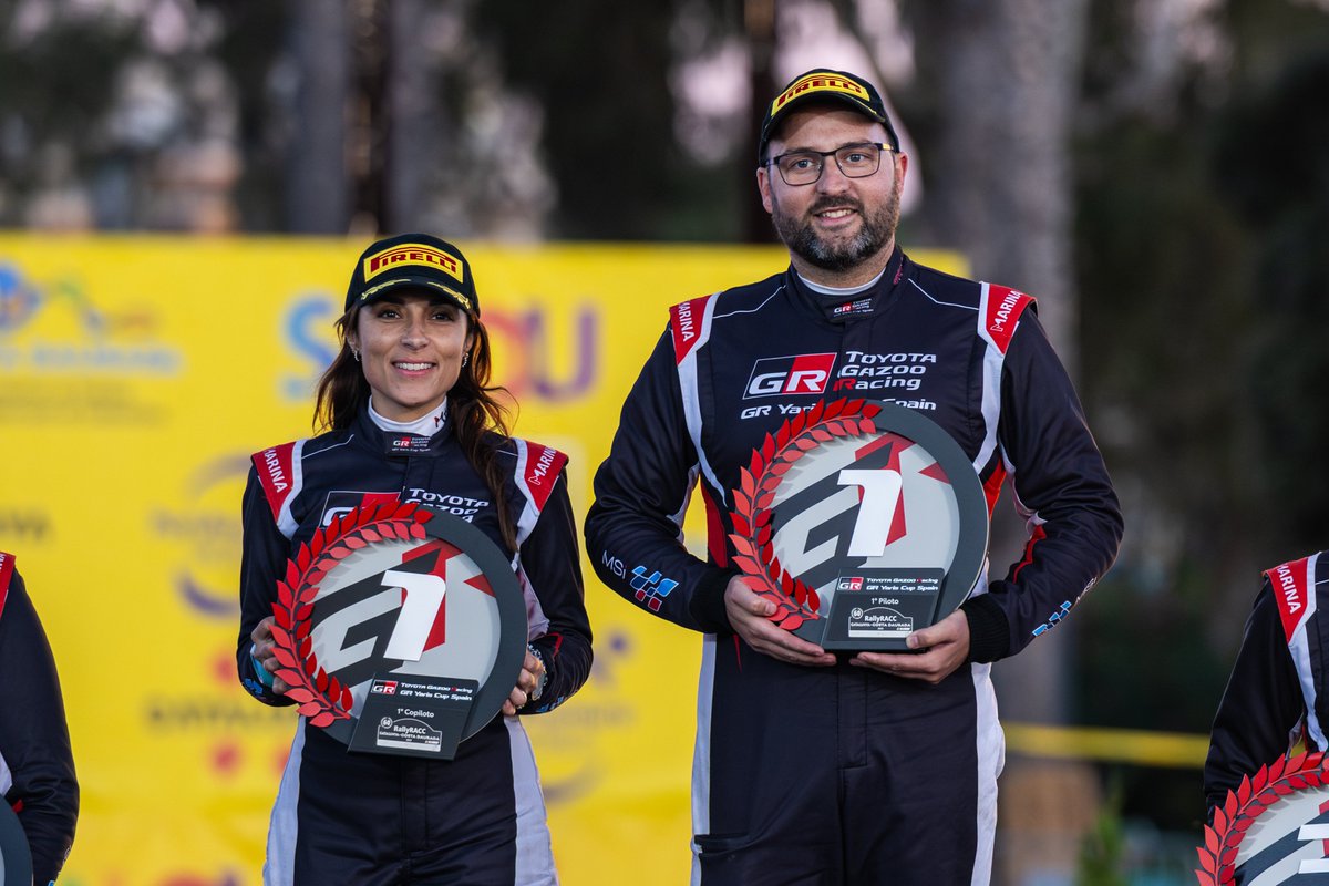 TGR_Spain's tweet image. 🏆 Los podios, después de rallyes tan duros como el @RallyRACC 2025 saben incluso mejor 🍾. 

A partir de mañana ya a pensar en La Nucía 🔜.

#TeoMartínMotorsport #MSISpain #GRYarisRZ