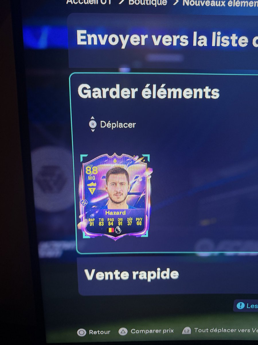 SoulainGeoffrey's tweet photo. @FansdeFUT Les frères je suis choquée 😭 https://t.co/36Ak48kf31