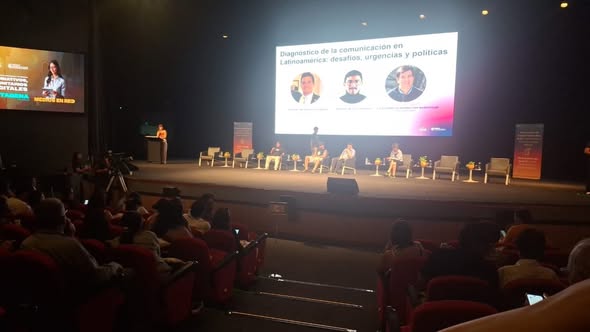 Algunas selfies del II Encuentro Internacional de Medios Alternativos Comunitarios y Digitales realizado en Cartagena. Estuvimos representando a la Región Caribe. Un evento que deja puntos de vista encontrados y de políticas públicas pendientes por trabajar.