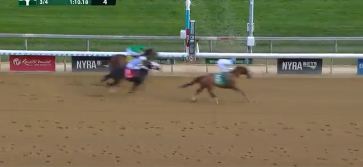 Maxaluna (Ghostzapper) rallies to victory under Kendrick Carmouche!