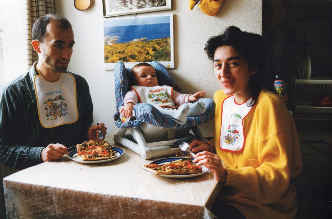 kian_aghaei's tweet image. 87/ #memoirsofawave
از شرایط راضی نیستم چون پیتزایی برای من نیست.