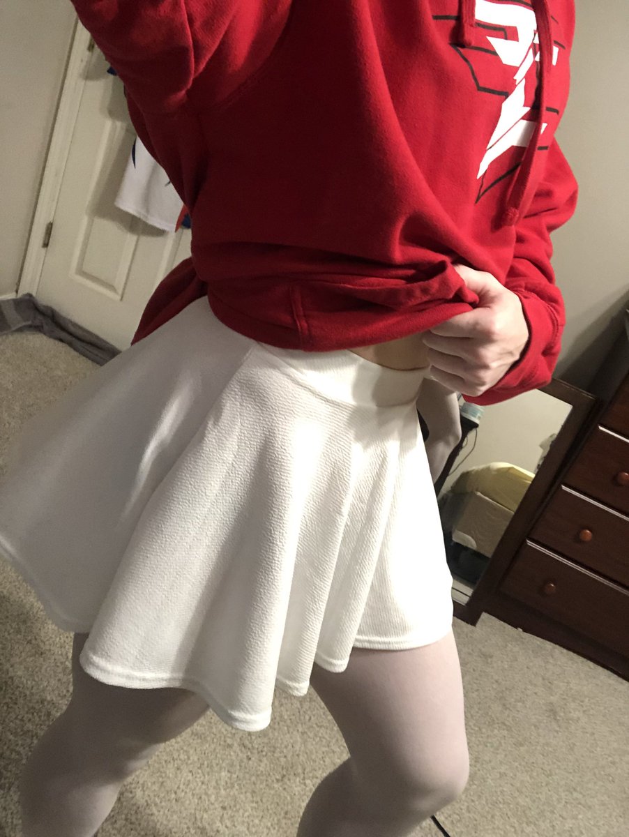 FemboyStrix's tweet image. Yearly strix post, dont hate on me too much pls :/