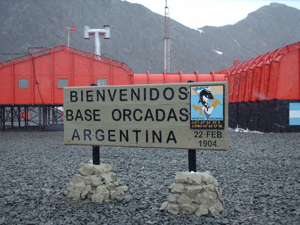 En línea con Gonzalo Campillo, Capitán de Fragata en la #BaseOrcadas en #Antártida, que tiene 21 votantes. "Ya votaron casi todos", dice.

<a href="/AntarticArg/">Antártida Argentina</a>  
<a href="/FMMasters/">FM Master's</a> <a href="/nestorschumy/">nestor schumacher</a> 
#Elecciones