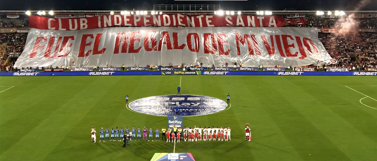 mararodriguezc's tweet photo. Por que lo que hace grande a Santa fe es su hinchada @SantaFe @comusantaferena https://t.co/sZEThaAFmx