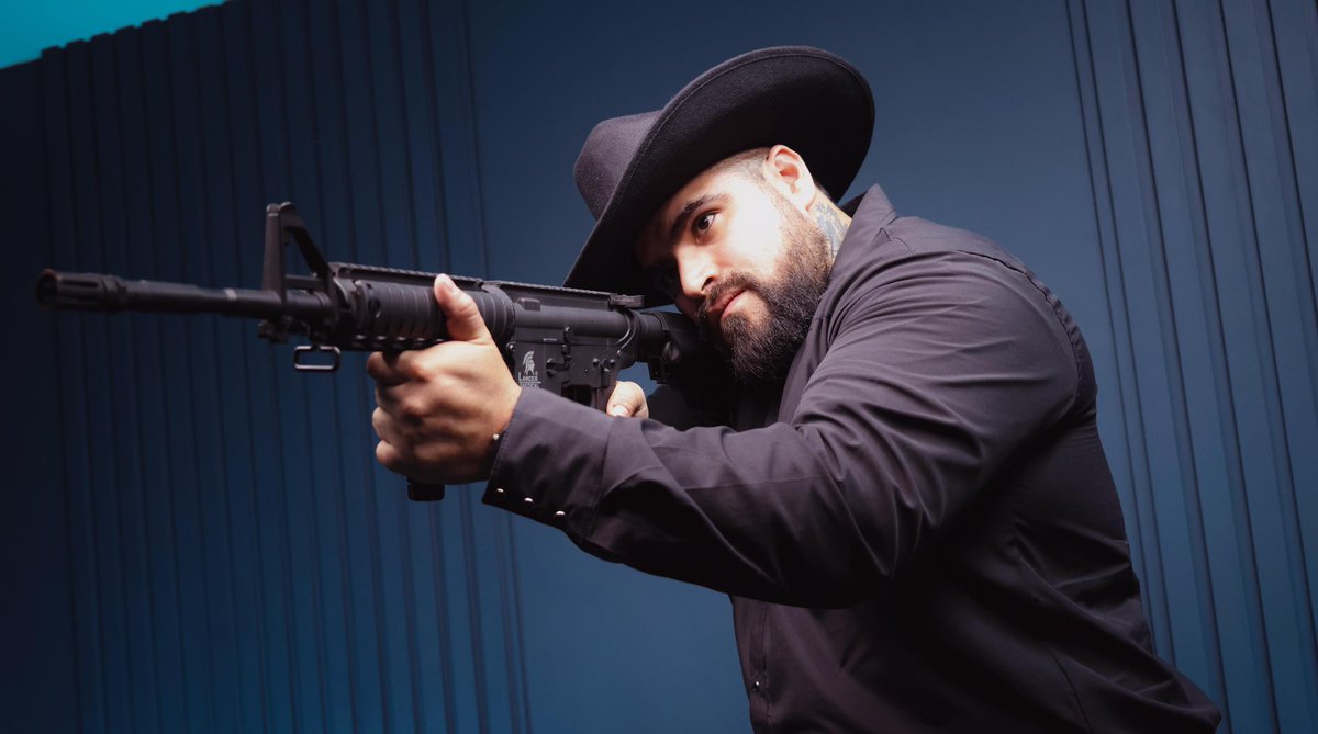 SegmentoArmado's tweet image. Soy la persona menos fotogenica que conozco. 🚔

#segmentoarmado #gafe #policia #tactical #police #swat #rdr2 #sedena #semar #guardianacional