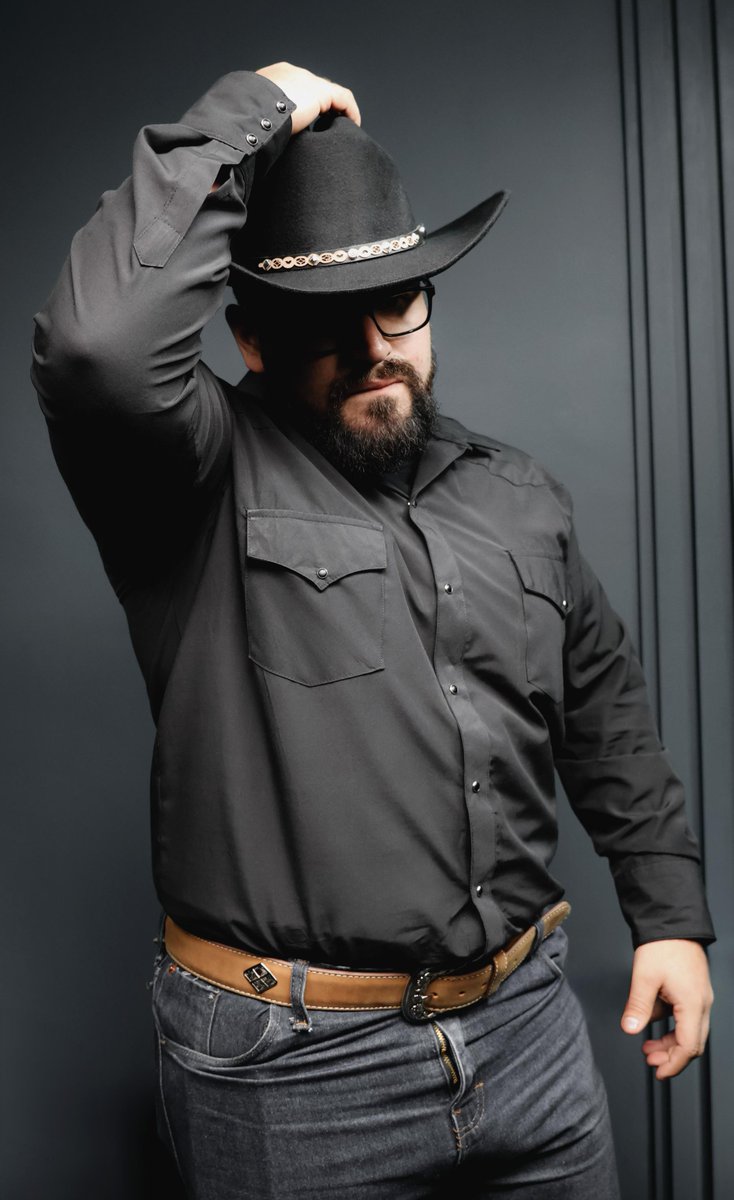 SegmentoArmado's tweet image. Soy la persona menos fotogenica que conozco. 🚔

#segmentoarmado #gafe #policia #tactical #police #swat #rdr2 #sedena #semar #guardianacional