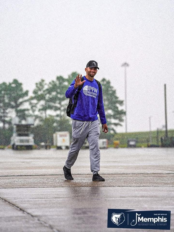 ☔️✈️