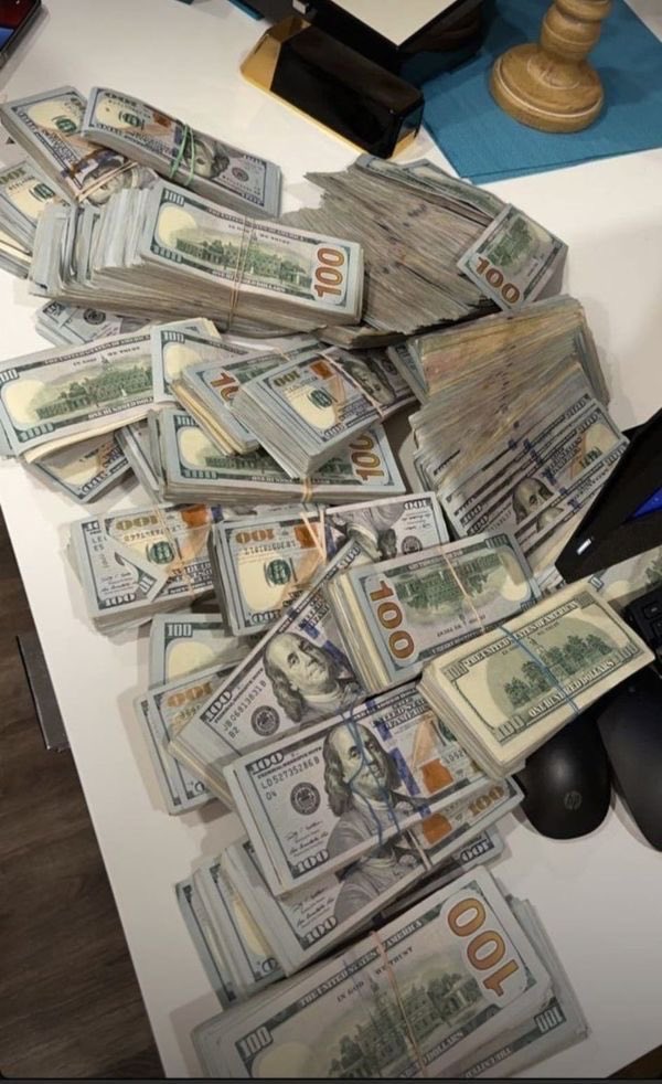 manifestpower4X's tweet image. Huge sums of money is coming your way. Drop 11:11 To Claim it!!