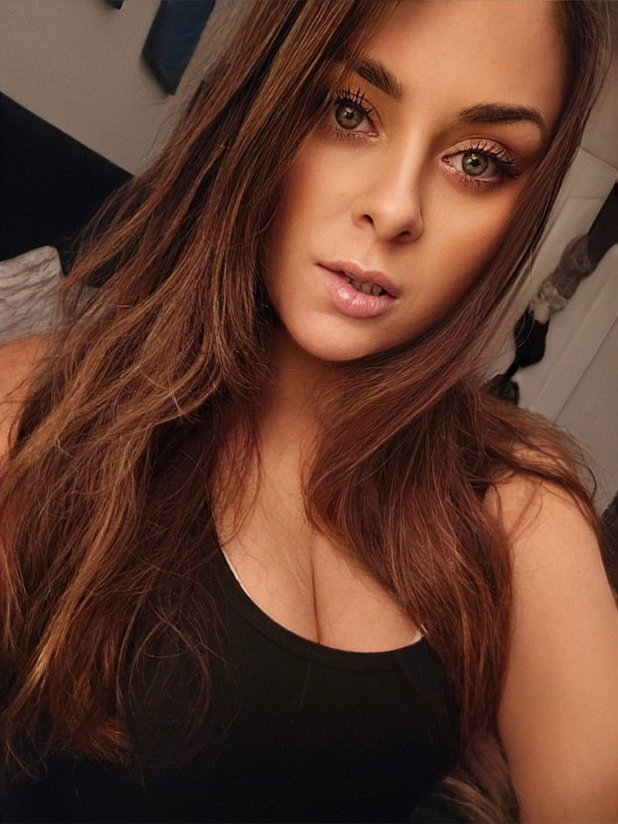 MissaLynn94's tweet image. Photo from the other night.. sorry I was holding out on you guys again🤣