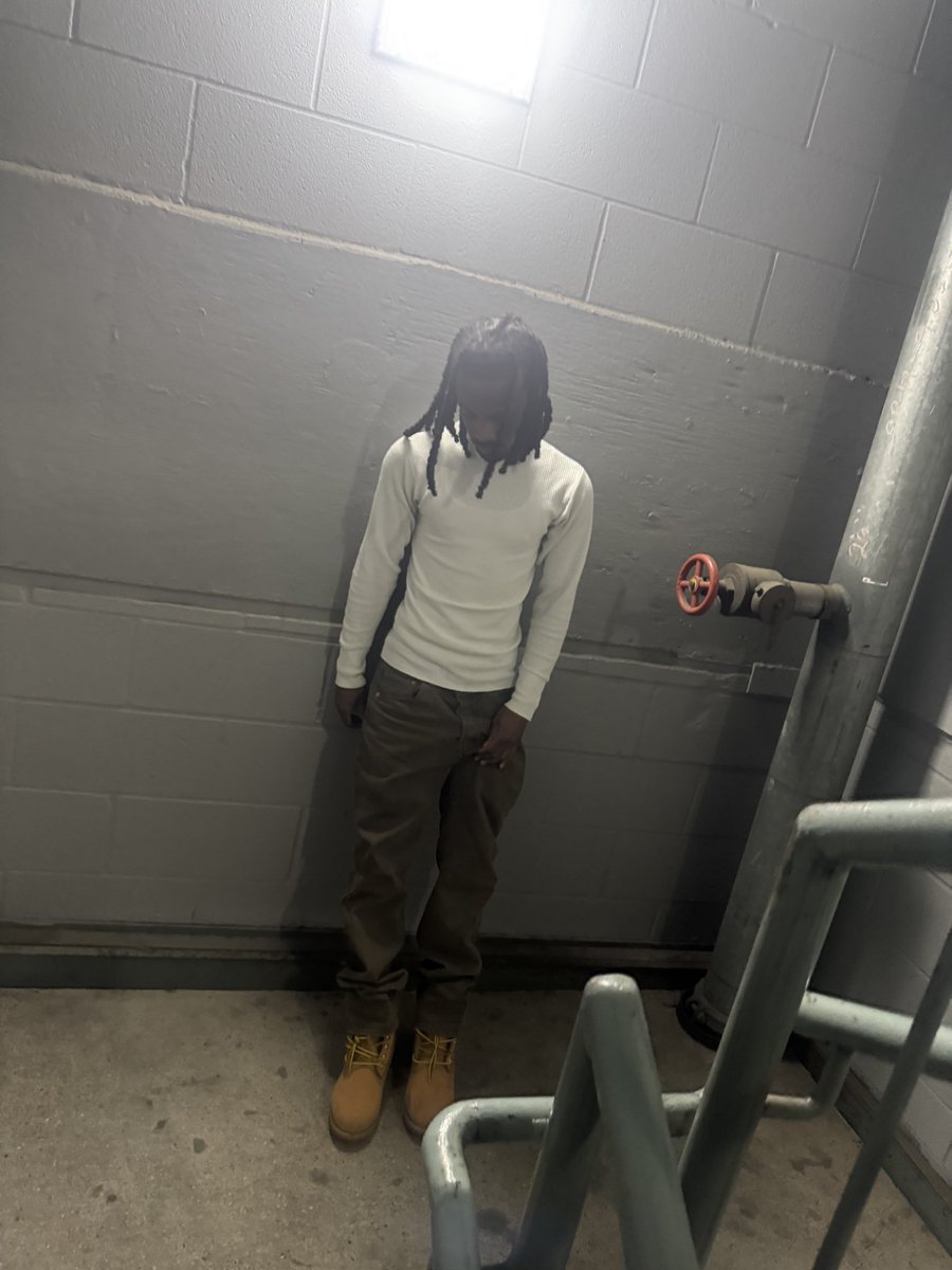 neverpassin (@poppinntaggs) on Twitter photo 