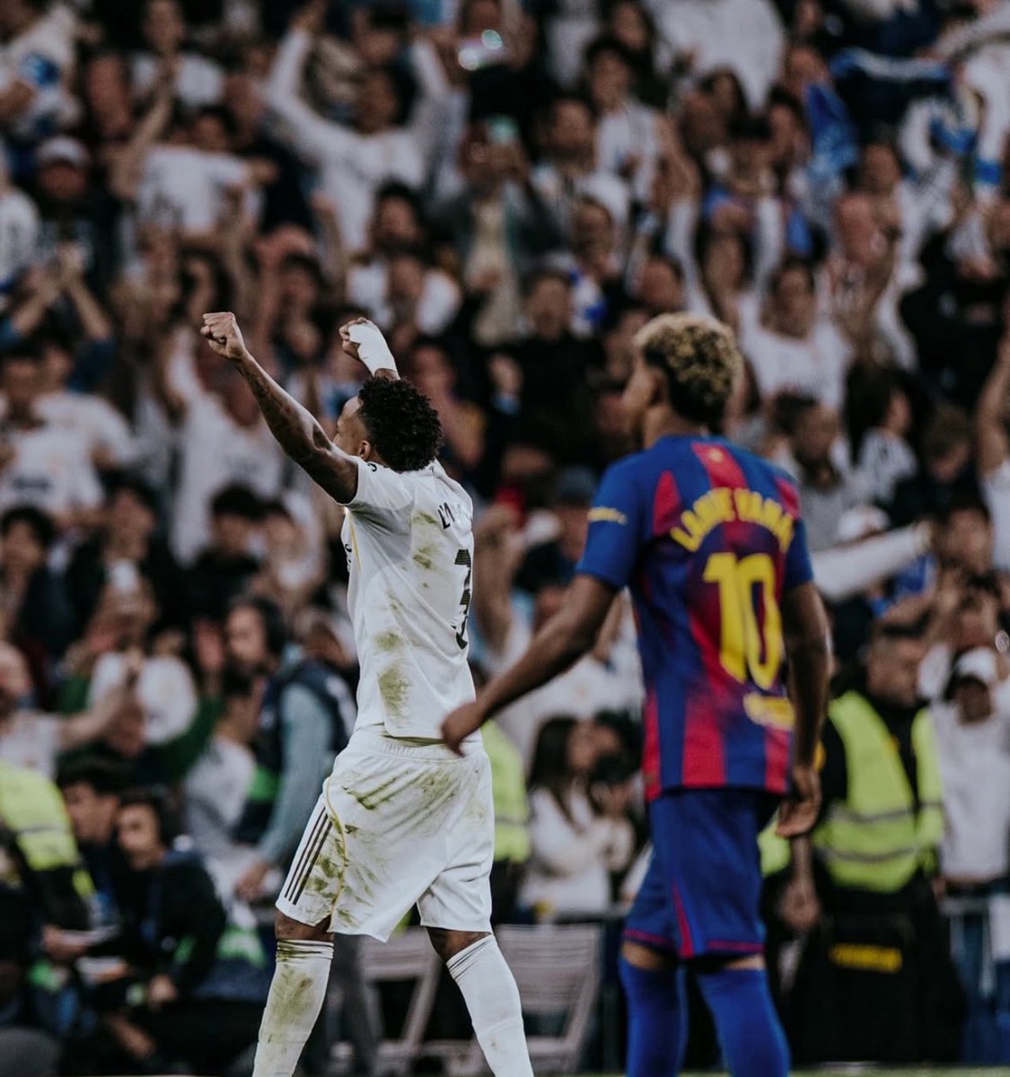 " لا يوجد أخطر من رجل عاد من المـ*ـوت " 

هذا حرفياً مايحدث مع ميليتاو .. رباطين يا ناس !! 

عاد بهذا المستوى .. الرقم 1 في دفاع الفريق هذا الموسم