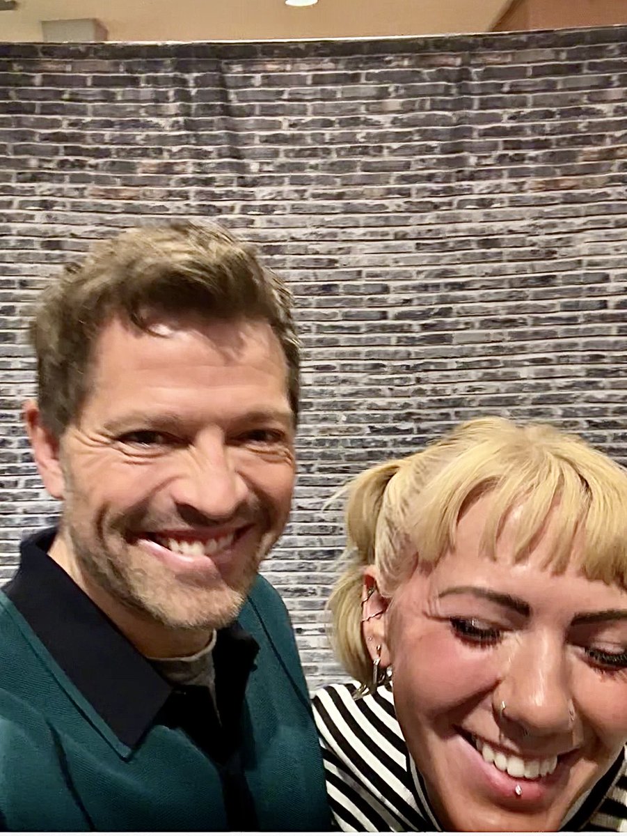 Day 2 Selfies 🥰

These are stills from the ‘lives’ ☺️

#PURCon #mishacollins #SPNFamily #spn #SPNFamilyForever