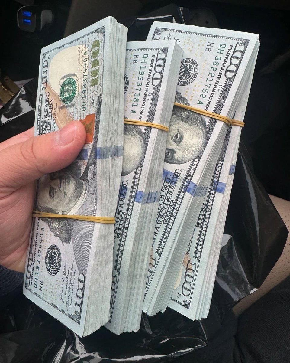 mrnguyen007's tweet photo. Would you quit your job when XRP hit $100? 🤔 💭 

A. Yes.
B. No.
C. Work part time.
D. Fire my boss.

#XRP #RLUSD #XRPETF 💎 💎 💎 💎 💎 💎 💎 💎 💎 💎 https://t.co/sWou2qGx2k