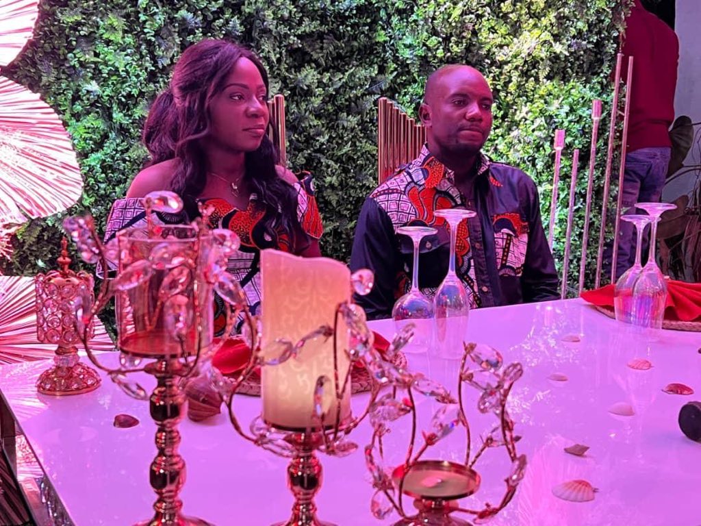 Monsieur <a href="/tuleymboshamba1/">tuleymboshamba</a> , Directeur de cabinet du Directeur général du Fonds de Développement du Service Universel, a scellé une belle union coutumière avec Gabriella Kibassa, fille du ministre Kibassa Maliba.