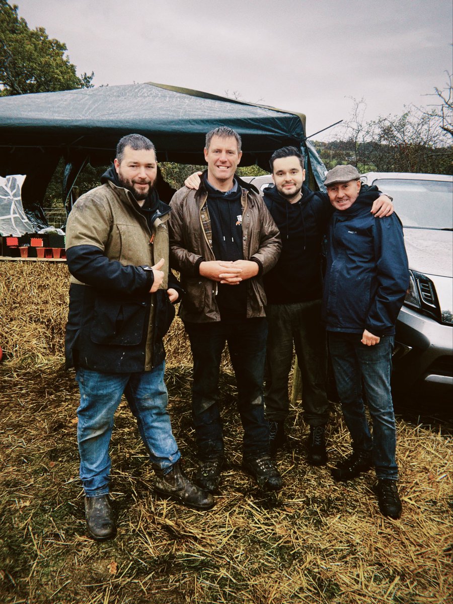 danmacphersonn's tweet image. Thank you to @Syndicate and @The110Farm for hosting such an incredible event last weekend! You all smashed it!

Tom and the 110 crew continue to inspire and help thousands of people feel less alone through your content!

I wish I could share more photos, but only lets me share 4