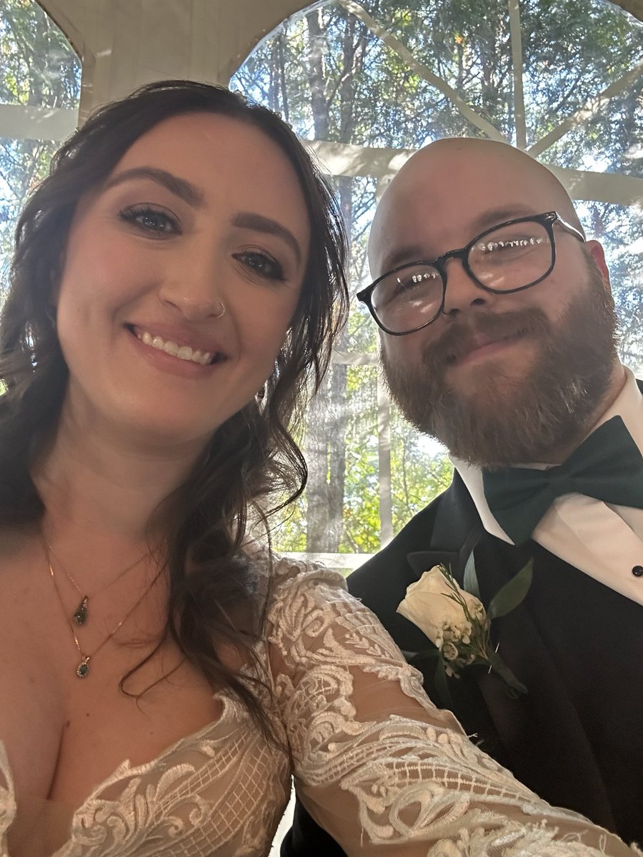 kayla tweet media