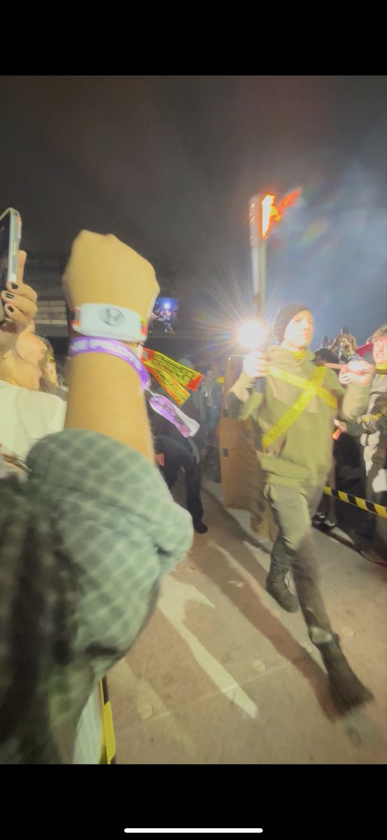 bathspaghetti's tweet image. my friend thinks this pic of Josh I took is goofy….😭😭😭 it is