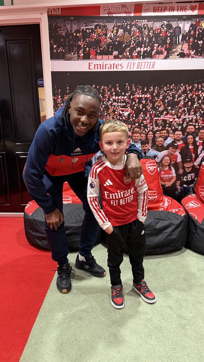 Mark_Lovell_'s tweet photo. Special day ⚽️ https://t.co/hZaa8fkmUm