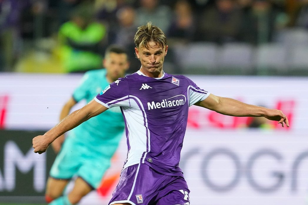 Fiorentina all’inferno e ritorno: sotto di 2 gol pareggia con due rigori (2-2). Dodò si mangia la vittoria. Tifosi arrabbiati. Pagelle
firenzepost.it/2025/10/26/fio…