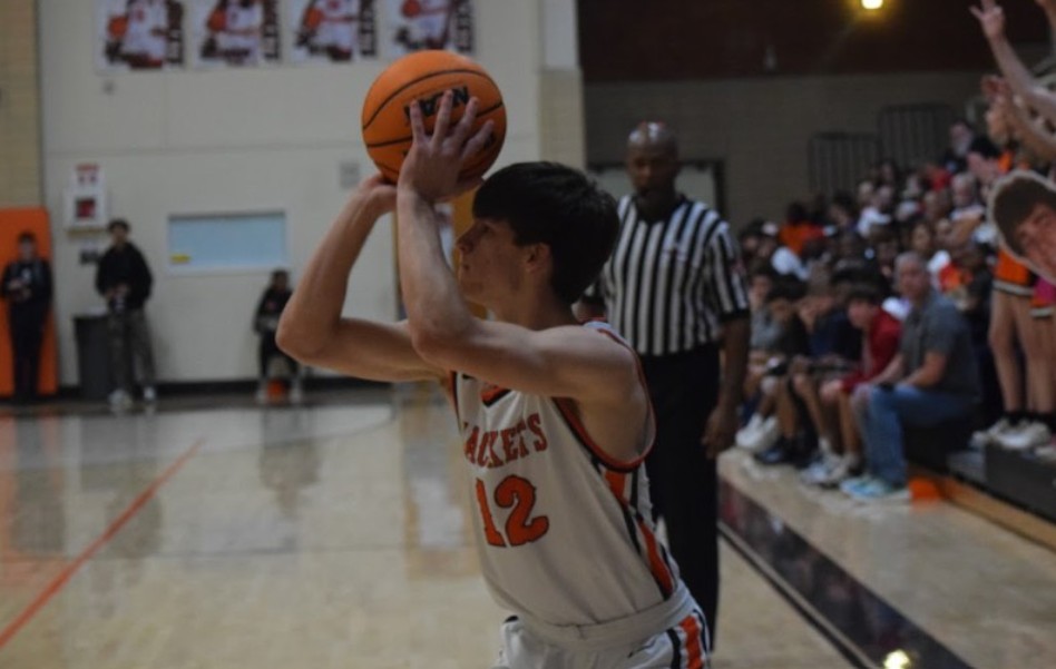 McT Hoops (@mcthoops) on Twitter photo We're James King days away from the McGill-Toolen Tip-Off Tournament.
#AllOut We're James King days away from the McGill-Toolen Tip-Off Tournament.
#AllOut