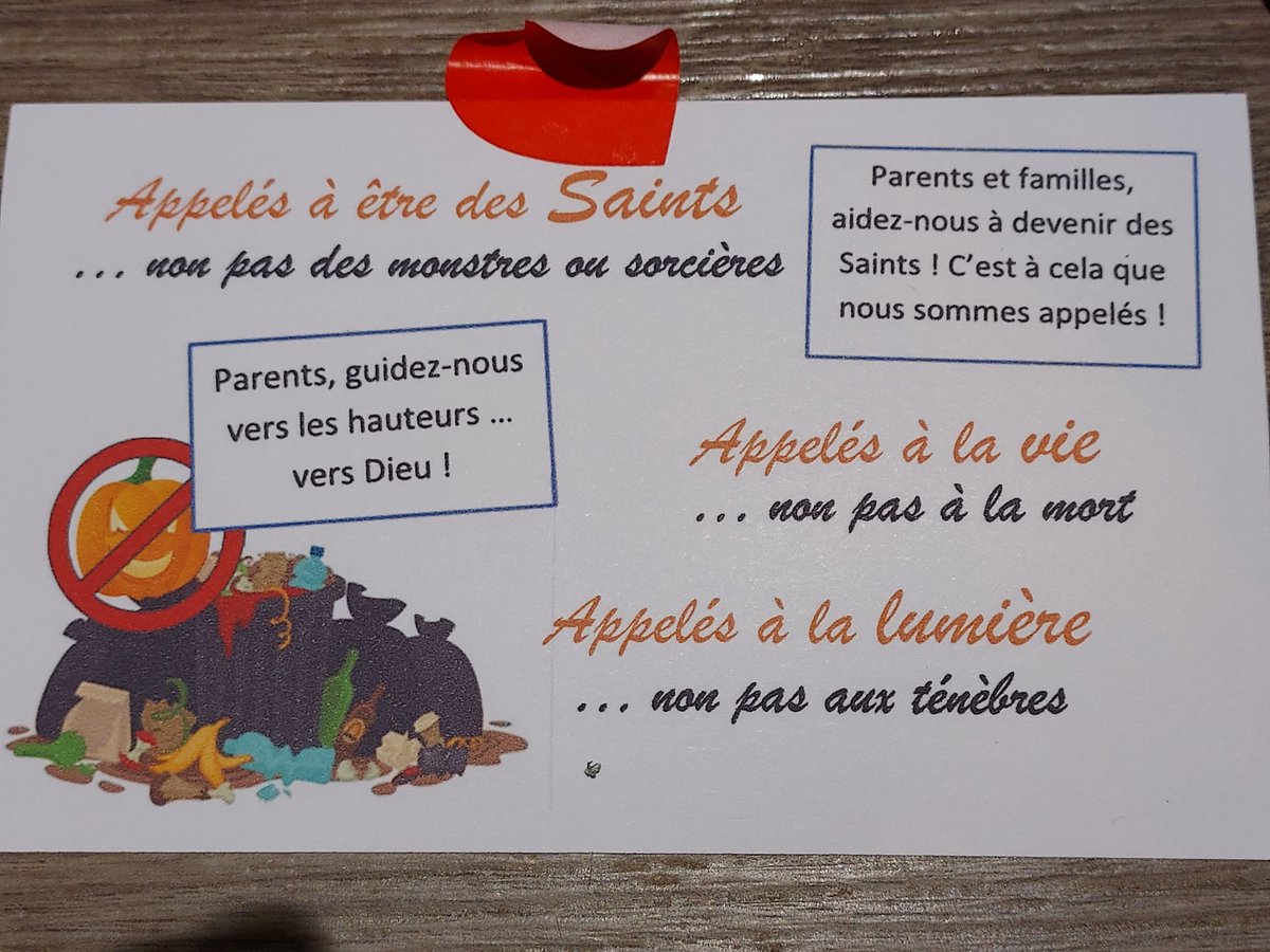 J'ai mis mes déco d'Halloween aujourd'hui. 
Et voilà que ce soir je trouve ça collé sur ma porte (sur la peinture, sinon c'est pas drôle)
😡
Les courageux n'ont même pas pris la peine de signer