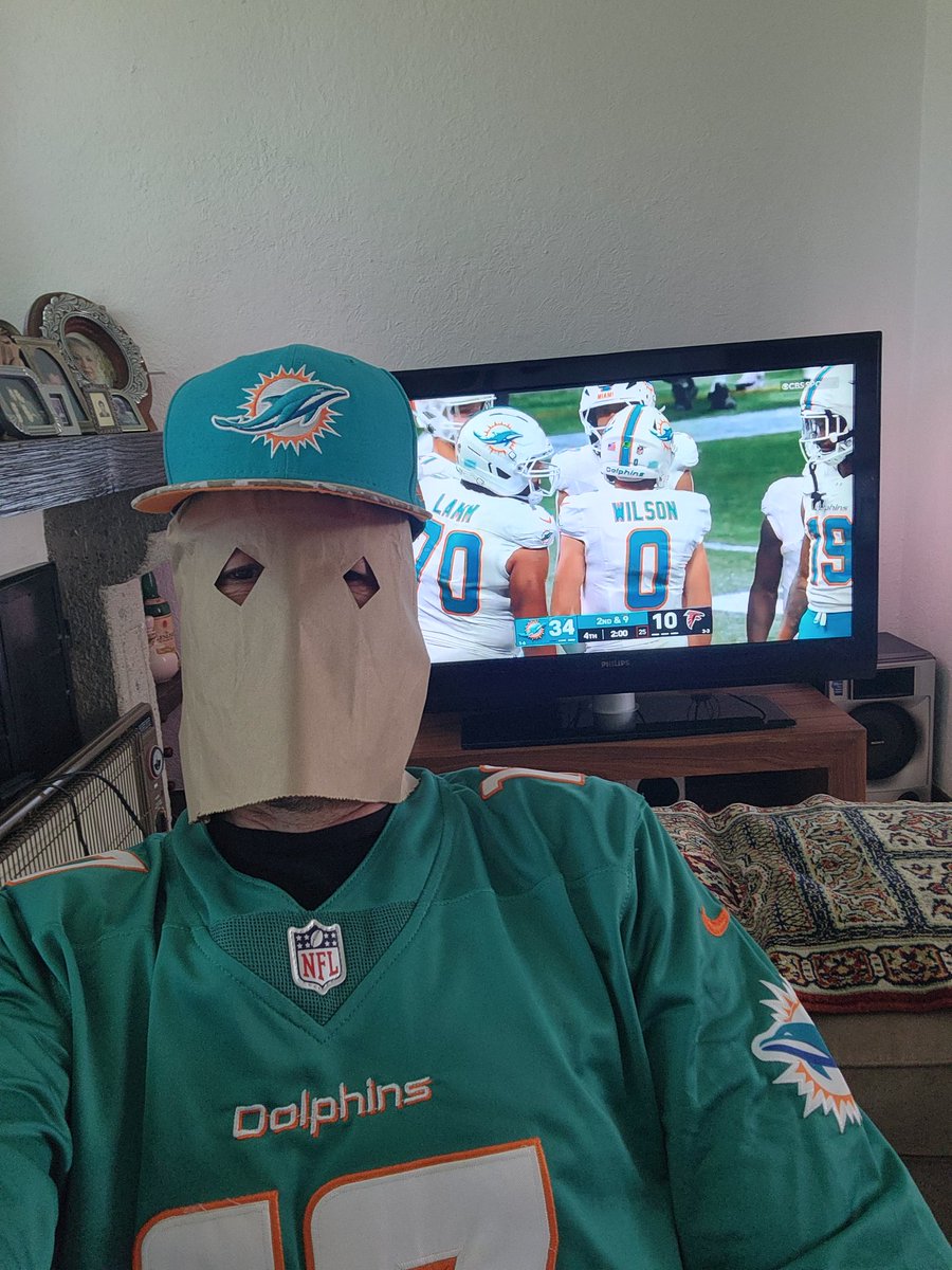 MullerPh's tweet photo. #NFLEnTelevisa Go Fins https://t.co/aR5dXNbIID