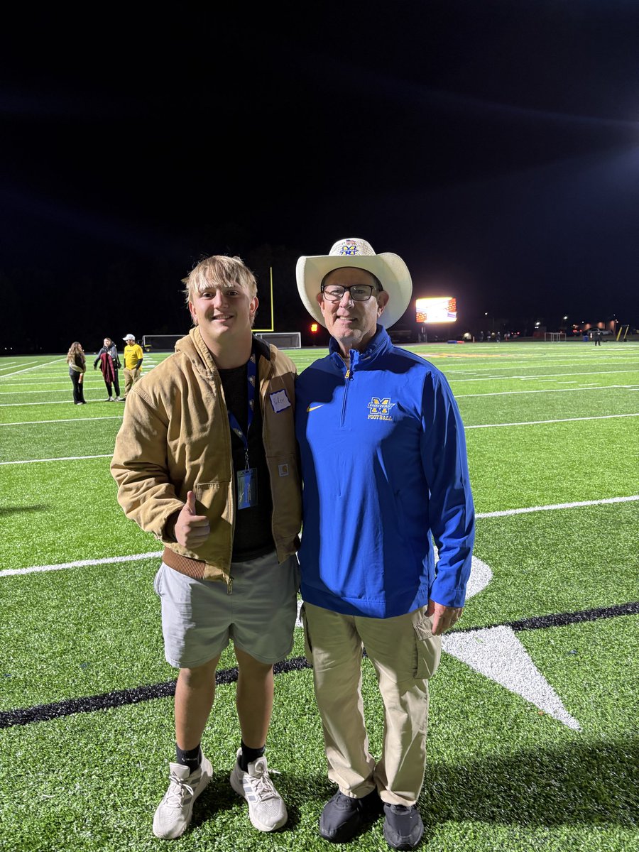 ParkerAdkins55's tweet photo. I had a great time last night at Midways Hoco game thanks for the invite Coach Sandoval @CoachRussell34 @midway_sprint https://t.co/tHbY9RYfw3