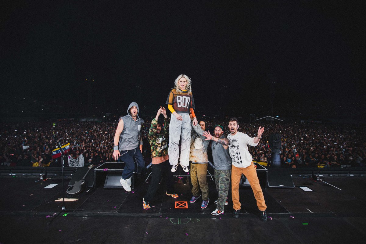 phoenixlp's tweet image. Bogotá, good to be back.