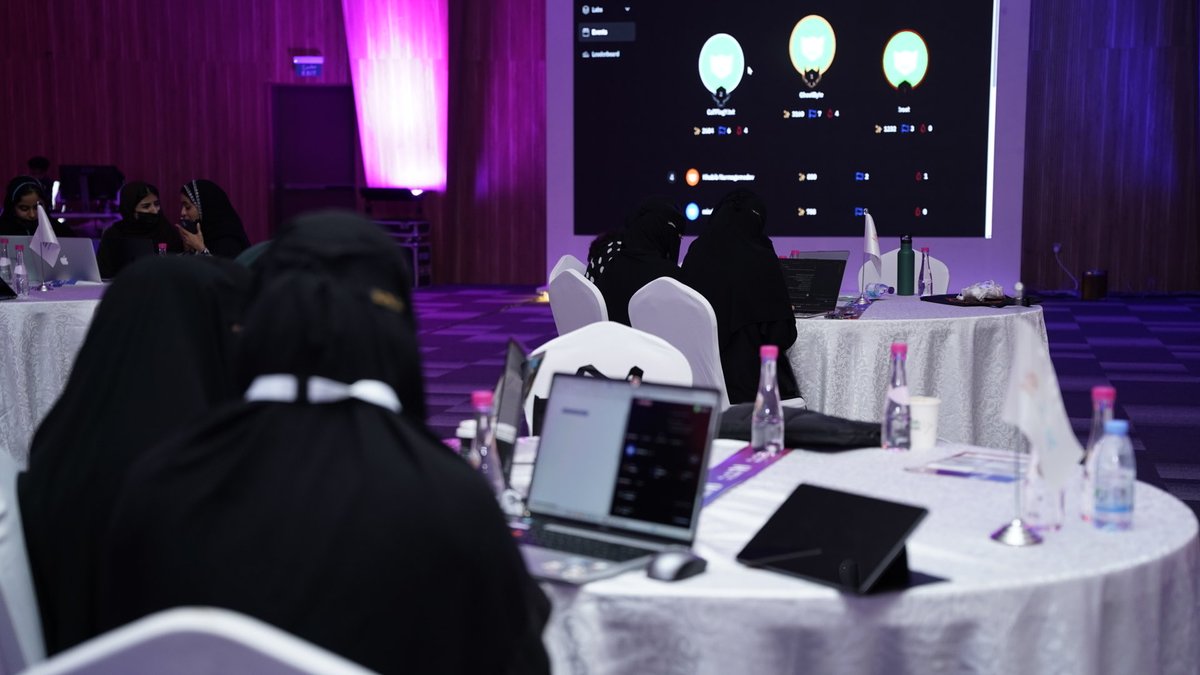 cam_asma's tweet image. مقتطفات من ملتقى الأمن السيبراني بجامعة جدة 

#Hackwave25 #CYCLUB_UJ #جامعة_جدة #PreHack 
@SunaaMzeej_SA