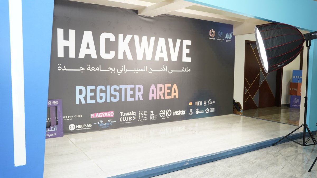 cam_asma's tweet image. مقتطفات من ملتقى الأمن السيبراني بجامعة جدة 

#Hackwave25 #CYCLUB_UJ #جامعة_جدة #PreHack 
@SunaaMzeej_SA