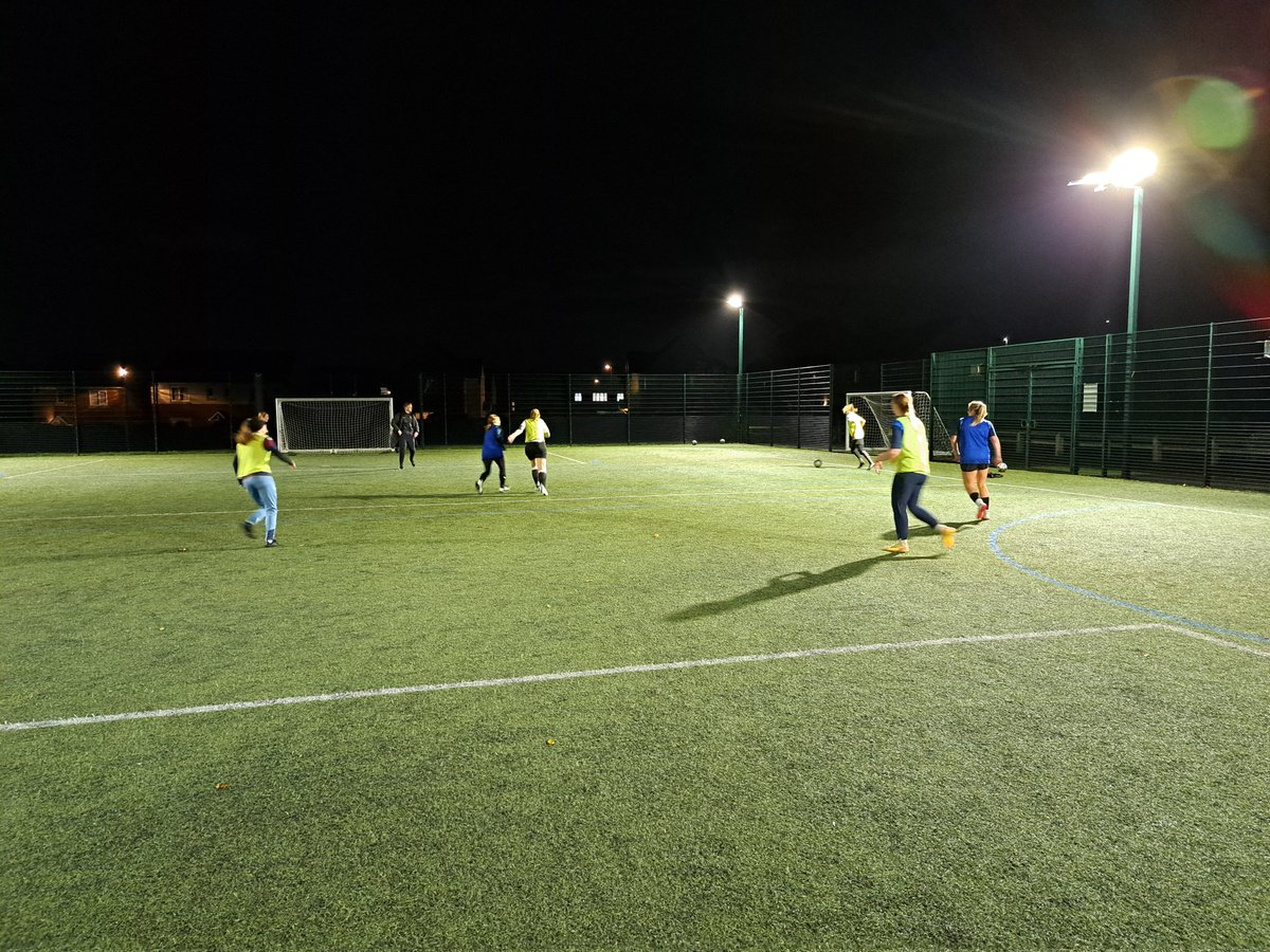 WideopenW's tweet image. Underload Superiority 💪⚽️

@NorthumFA 
#justplay #learntoplay #thisgirlcan #letgirlsplay #madeforthisgame