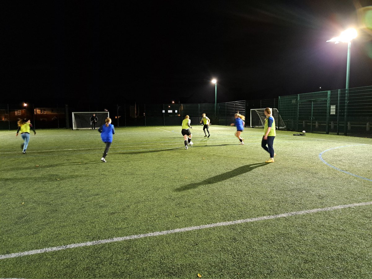 WideopenW's tweet image. Underload Superiority 💪⚽️

@NorthumFA 
#justplay #learntoplay #thisgirlcan #letgirlsplay #madeforthisgame