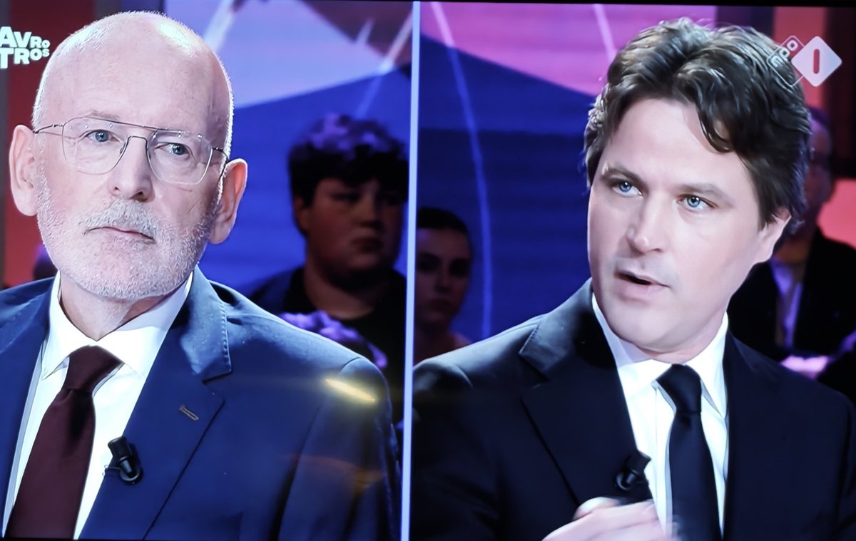 God verhoede dat één van deze twee clowns dit land gaat leiden 

#Eva