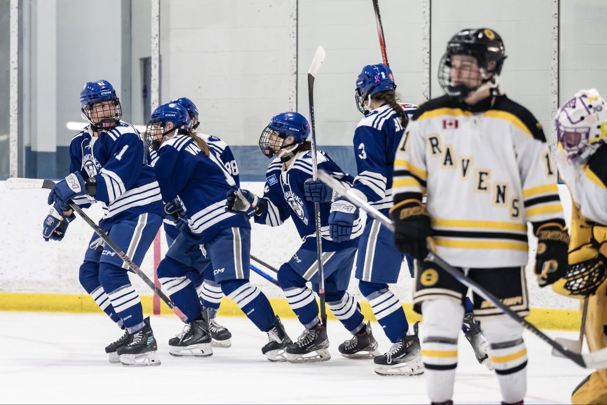 Phinland wins!!! Perfect weekend to cap off a perfect October. #BleedBlue #LetThemTalk 

📸: <a href="/loribolliger/">Lori Bolliger Photography</a>