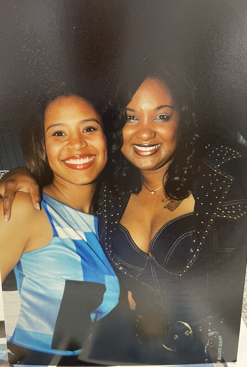 I see the internet has just discovered what I’ve known since middle school:
MIA X AIN’T TO BE PLAYED WITH⚜️💪🏾👑

She made me a fan w/The Payback &amp; will forever be in my Top 5! If you ask me, 🗣️MAMMA MIA WON THE VERZUZ! 

This pic is from a concert back in ‘01 I think. 24 yrs ago!