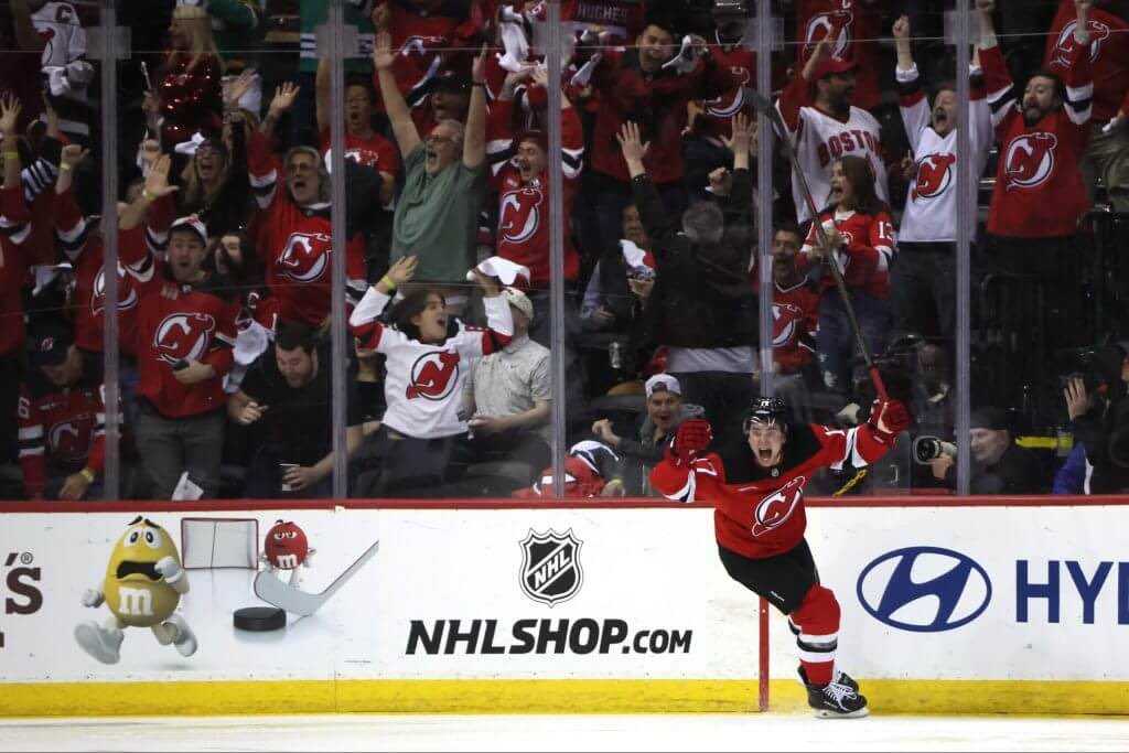 Simon Nemec today vs Colorado

3 assists
69.5% xG% 
69.2% Corsi% 
^(when paired with Dillon)

Give Nemo his respect. 

#NJDevils