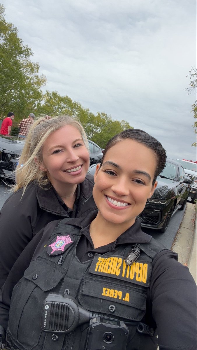 addy_pez's tweet image. With my Favs 😇 @braylynsalmond @DeputyBHughes @thundacat830 @RCSD @DepCHarp @OfficialOPLive @ReelzChannel