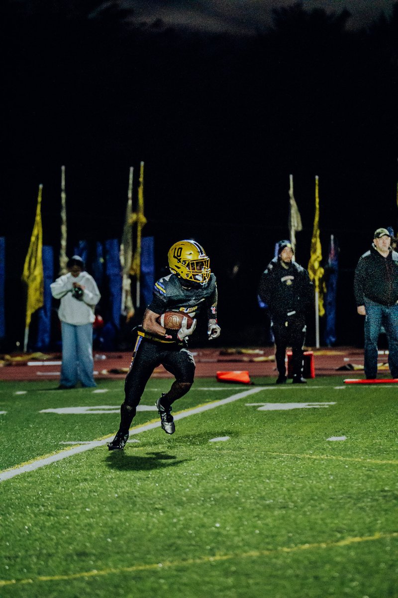 Senior End Szn Tape

813 APY'S yards
36 Receptions
703 Receiving Yards
19.5 Yards Per Catch
5 TDs
(9 Games Played)
<a href="/ReynoldsburgFB/">Reynoldsburg High School Football</a> <a href="/ChuckTrained/">Chuck Gresham</a> <a href="/MaxPreps/">MaxPreps</a> <a href="/AllenTrieu/">Allen Trieu</a> <a href="/TylerStevens94/">Tyler Stevens</a>

hudl.com/v/2T500K