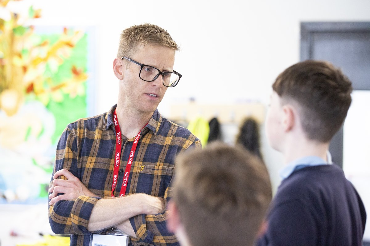 Cap-a-Pie tweet media