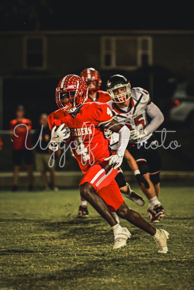 Lik Armstrong tweet media