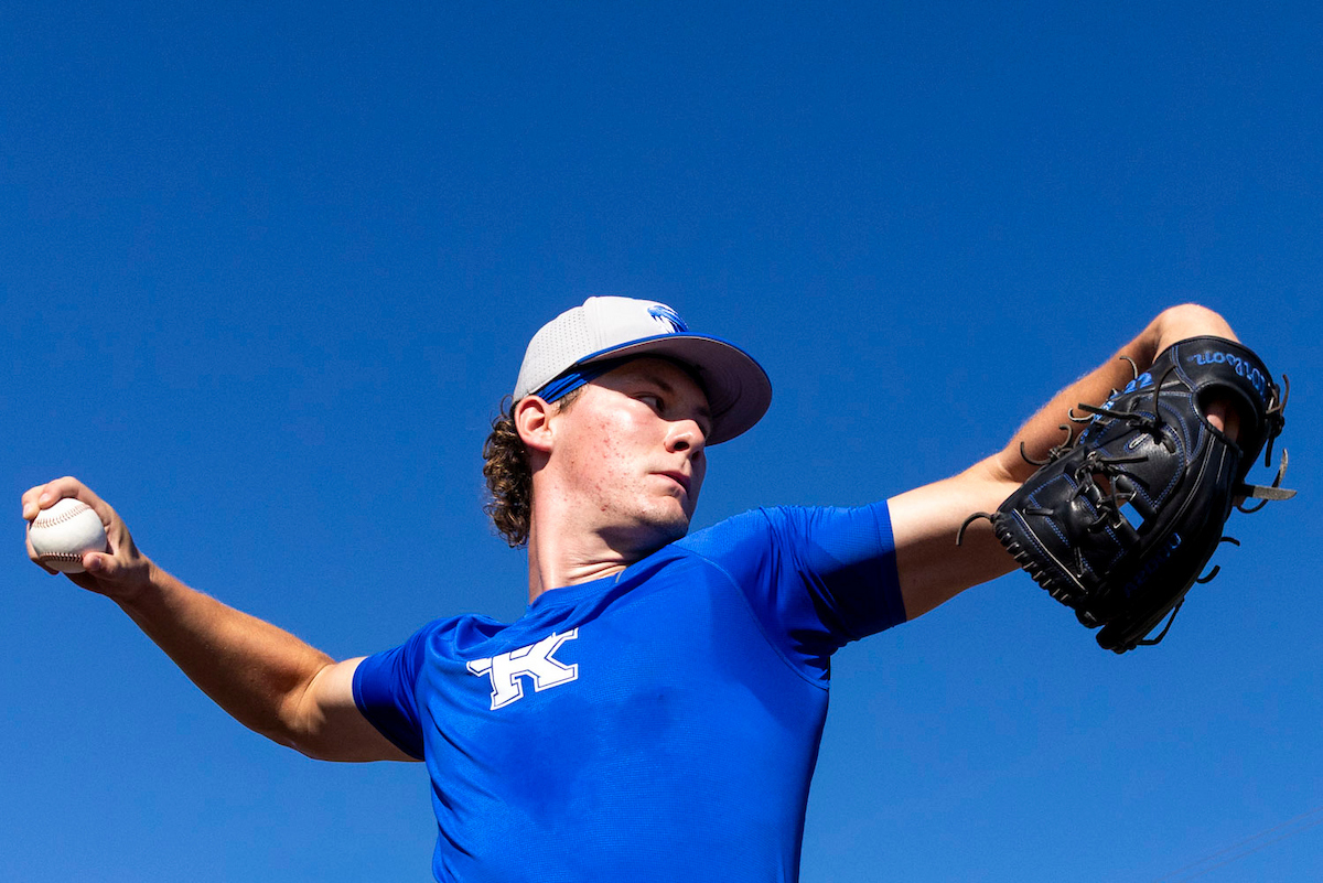 Nate out here dealin' ... <a href="/NateHarris1515/">Nate Harris</a>