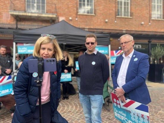 🌀Dame Andrea Jenkyns shares her #ReformActionDay in Gainsborough!

“The message is clear after talking to people - they want Reform UK”

➡️ Not a member yet? Join the movement today:
🔗 reformparty.uk/join