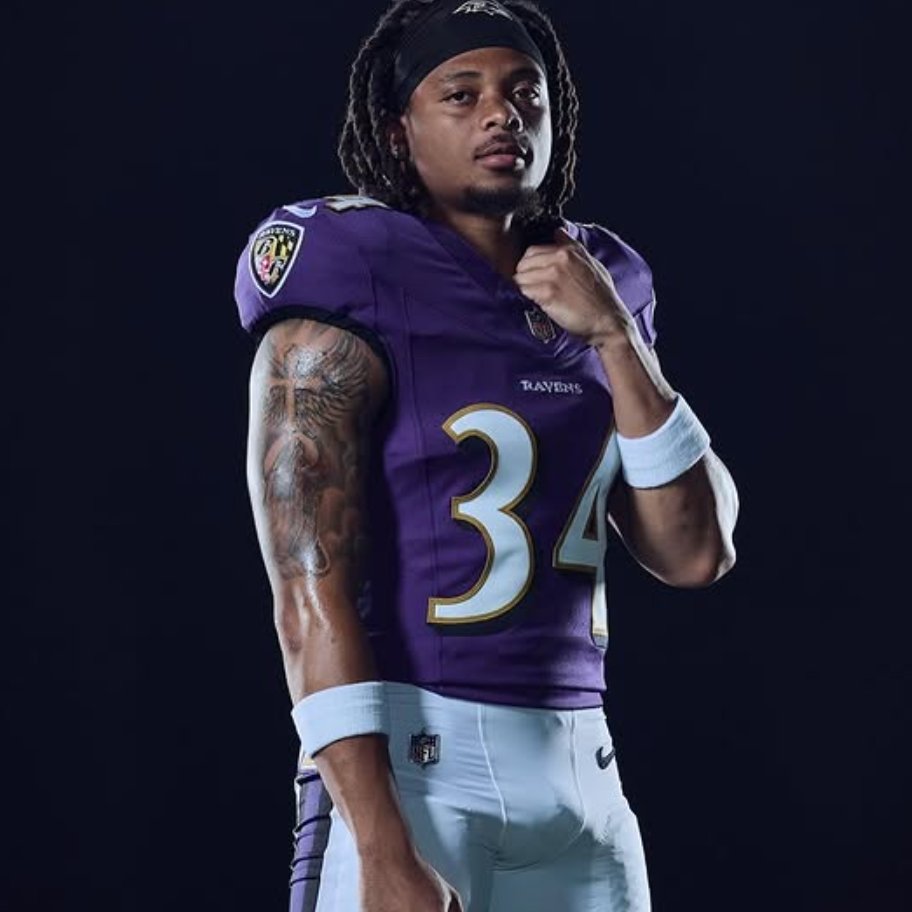 Keaton Mitchell averaged 10.8 yards per carry, and was an excellent complement to Derrick Henry. Hopefully Ravens continue to get the ball in his hands. 

📸: <a href="/Ravens/">Baltimore Ravens</a>