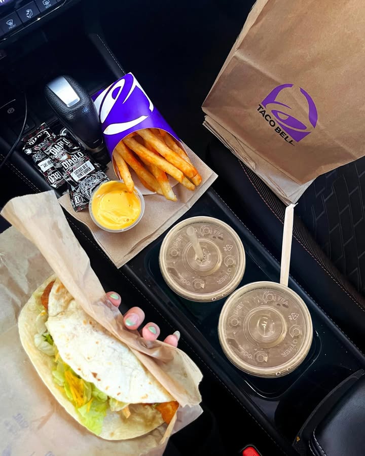 Sometimes it really is the simple things.

You, your bestie, a @TacoBellUK feast, and a car full of good vibes 🌮🚗💥