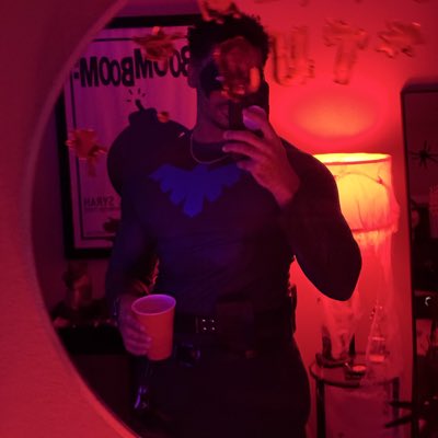 yobradly's tweet photo. #NewProfilePic spook 🦇 https://t.co/hAkD2h49fX